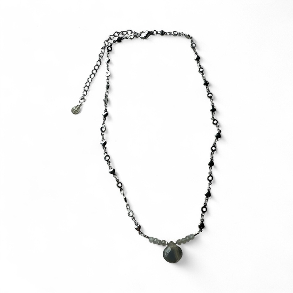 Silver heart chain with Gray Moonstone and Chaceldony pendant‎